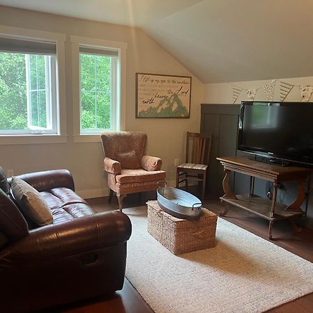 Snowgoose Pond Bed & Breakfast Palmer Exterior photo